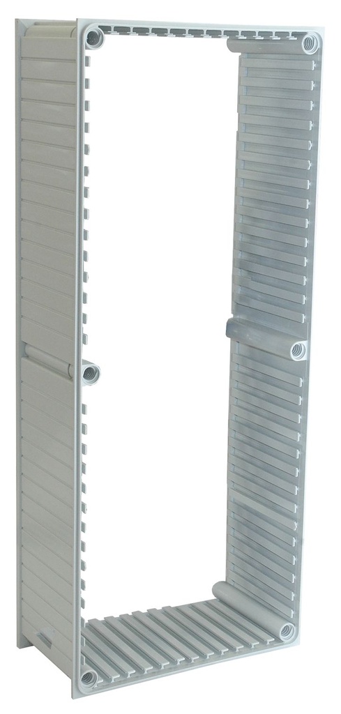 Cadre intermédiaire avec accessoires