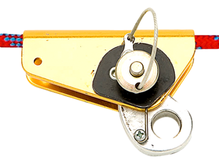 Sliding fall arrest device